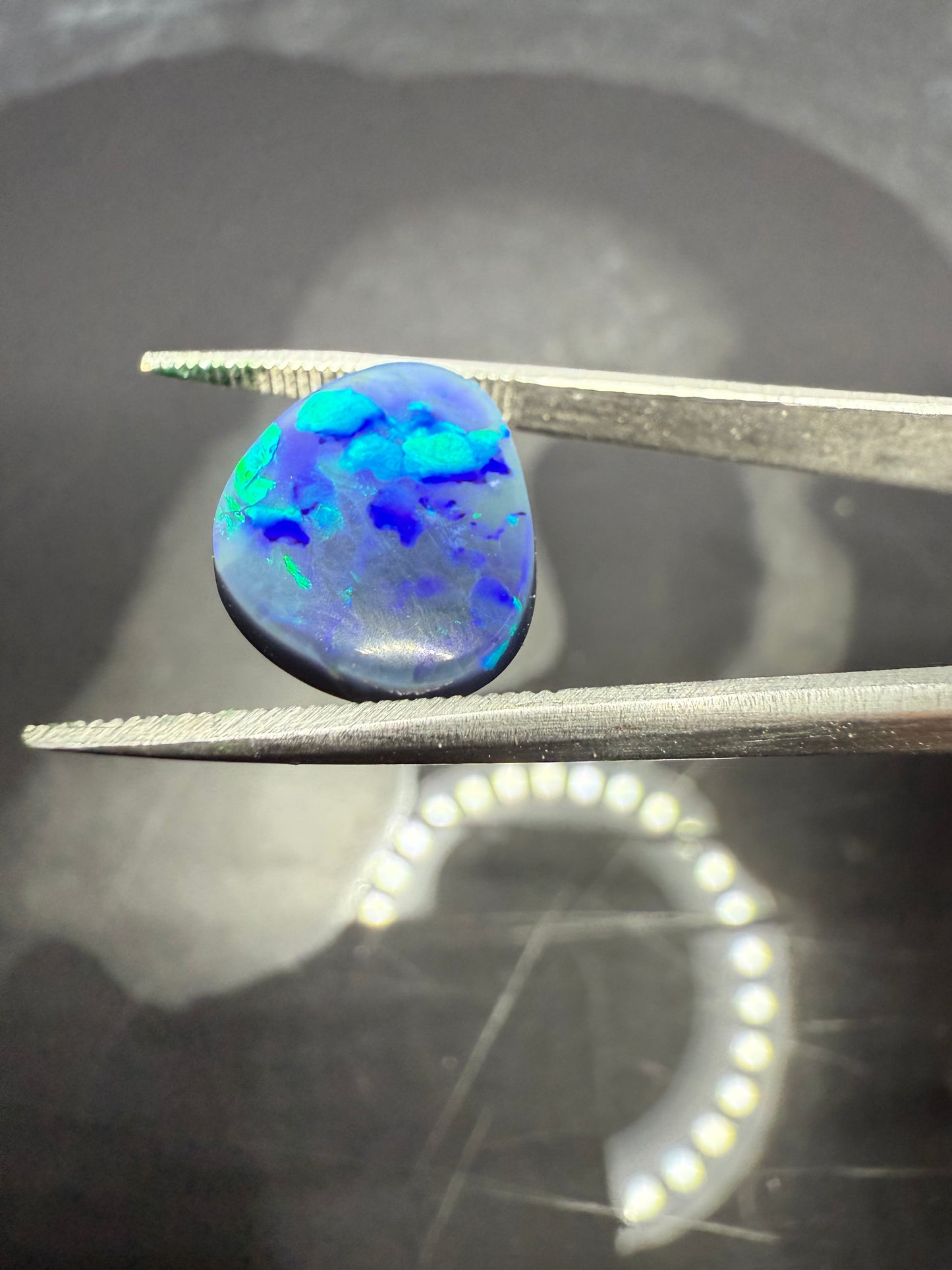 4.5CT NATURAL SOLID BLACK OPAL