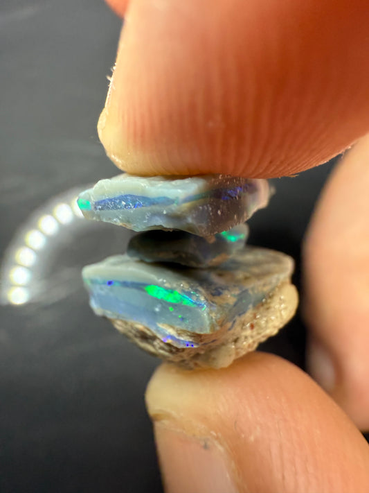 BLUE GREEN GEM 19.35CT