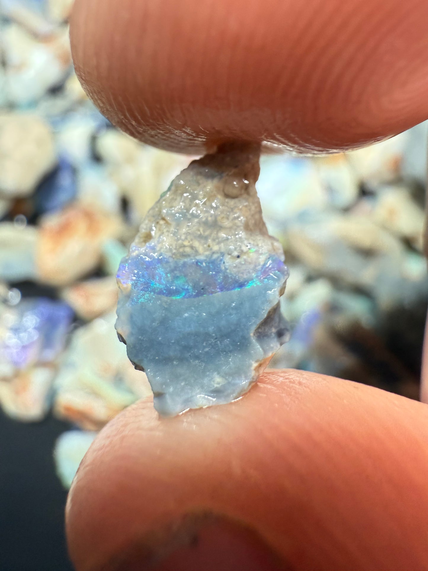 WHITE BASE ROUGH PARCEL 944CT