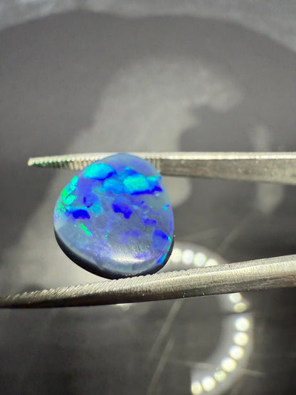 4.5CT NATURAL SOLID BLACK OPAL