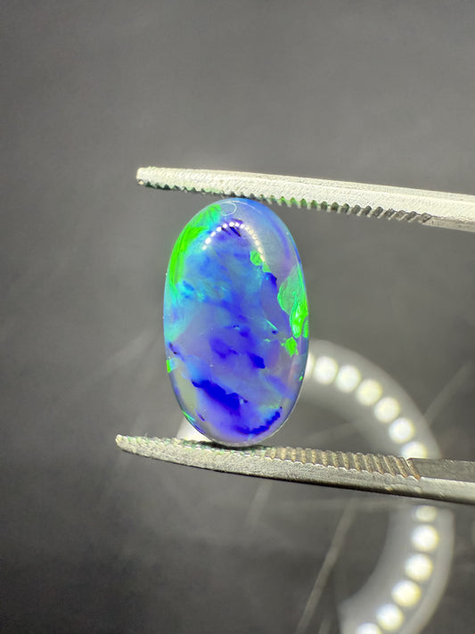 2.5CT NATURAL SOLID BLACK OPAL