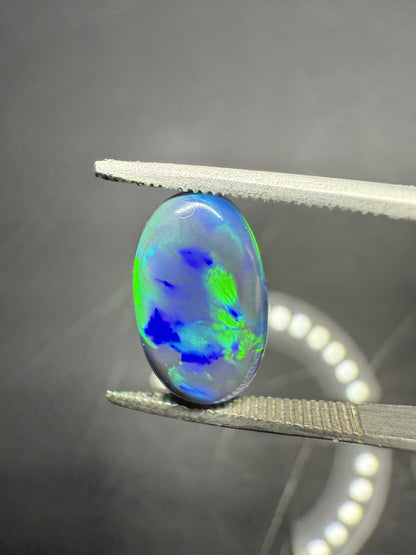 2.5CT NATURAL SOLID BLACK OPAL