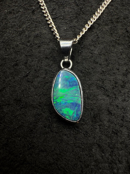 Doublet Opal Pendant in 925 Silver