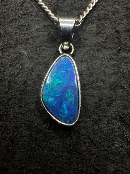 Doublet Opal Pendant in 925 Silver