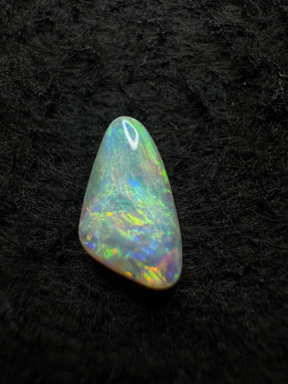 Lightning Ridge Crystal Opal Loose