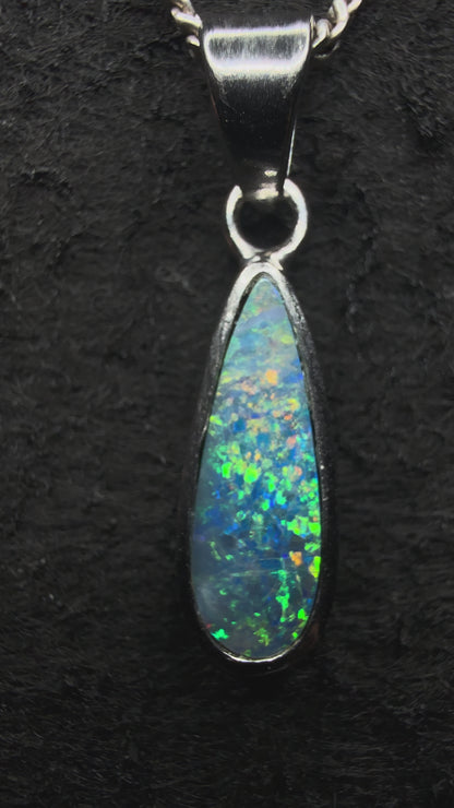 Doublet Opal Pendant in 925 Silver