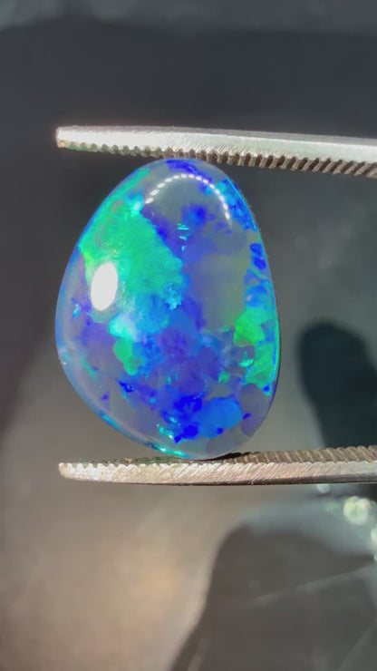 4.5CT NATURAL SOLID BLACK OPAL